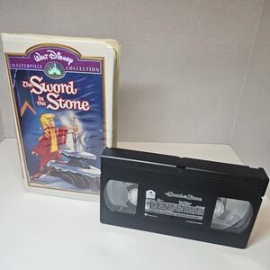 The Sword in the Stone VHS Walt Disney‎ Masterpiece Collection Classic